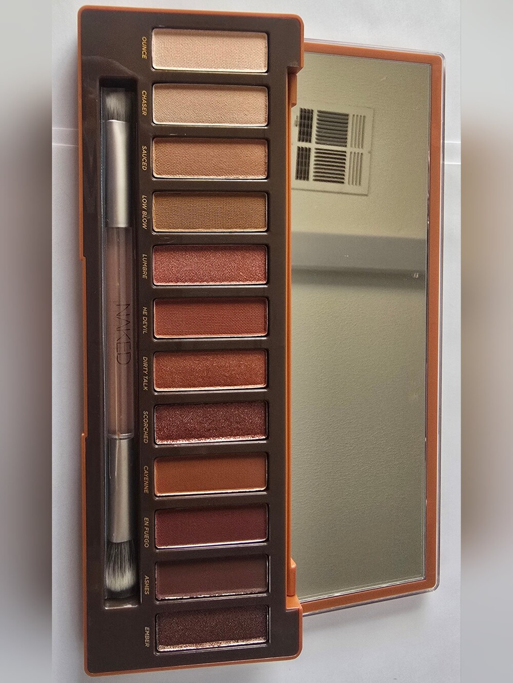 NIB UD Naked Heat Palette - Picture 2 of 5